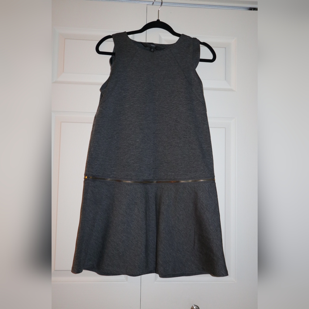 Mossimo Small gray dress with zipper skirt design